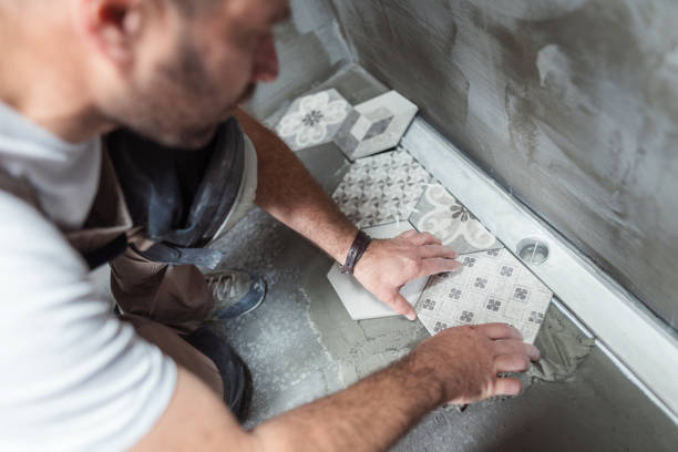 Instalación de porcelanato en baño